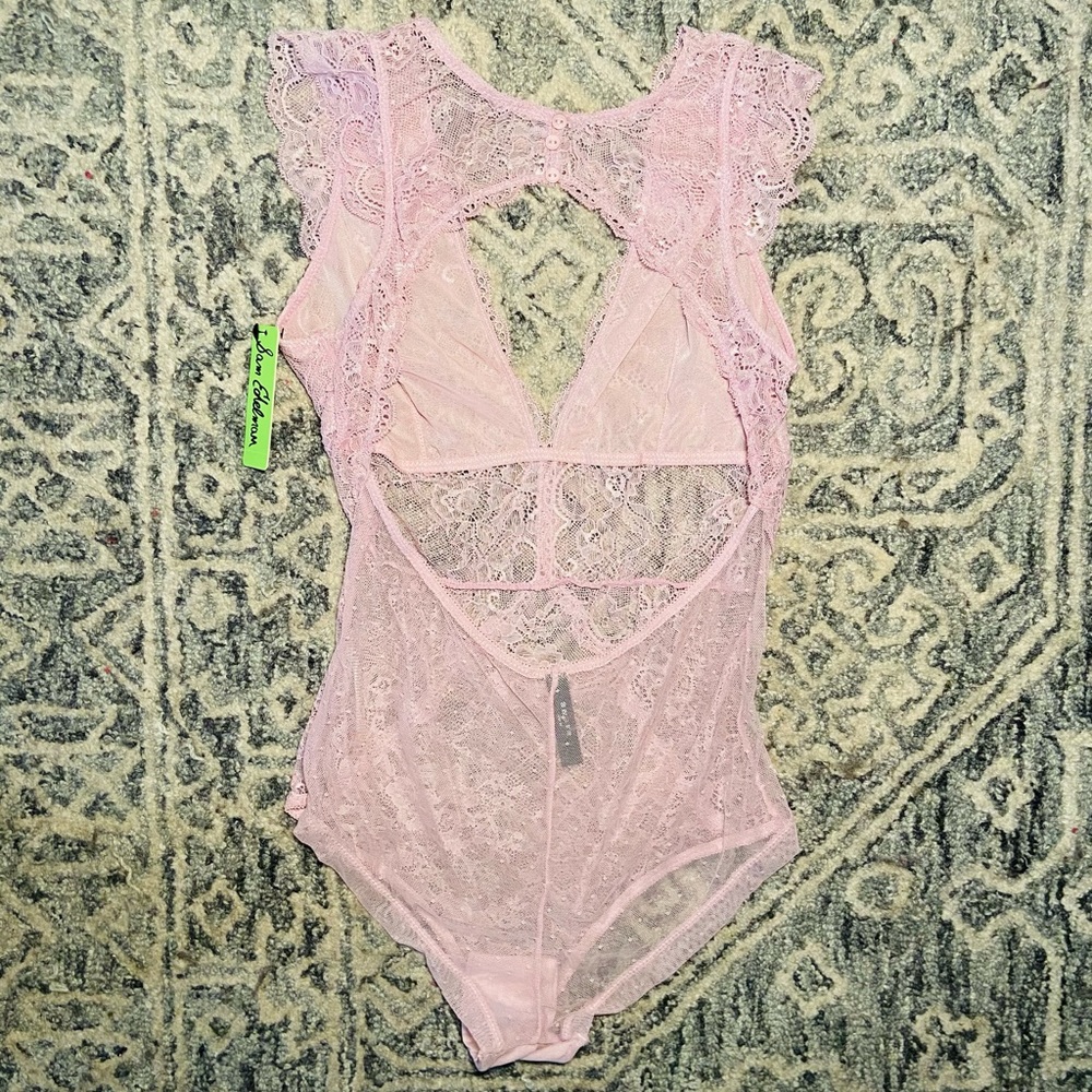 Sam Edelman Lace Dawn Pink Bodysuit - Picture 7 of 11